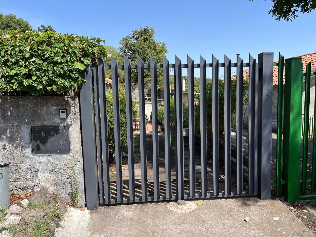 Villa 13 Via Pavone Zafferana Etnea Exterior foto